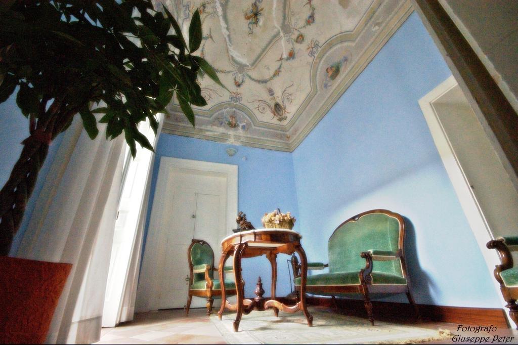 לוצ'רה B&B Casa Cavalli חדר תמונה