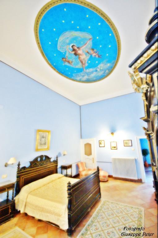 לוצ'רה B&B Casa Cavalli חדר תמונה