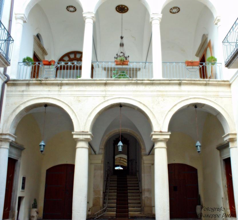 לוצ'רה B&B Casa Cavalli מראה חיצוני תמונה