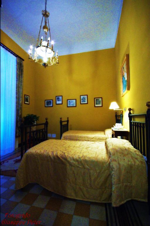 לוצ'רה B&B Casa Cavalli חדר תמונה