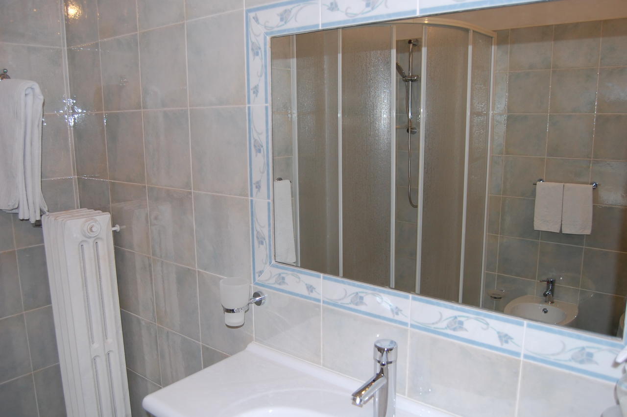 לוצ'רה B&B Casa Cavalli חדר תמונה